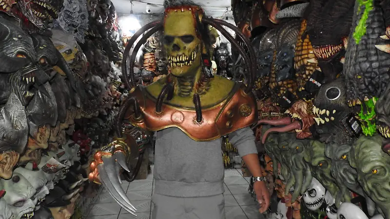 Tienda de disfraces (6)